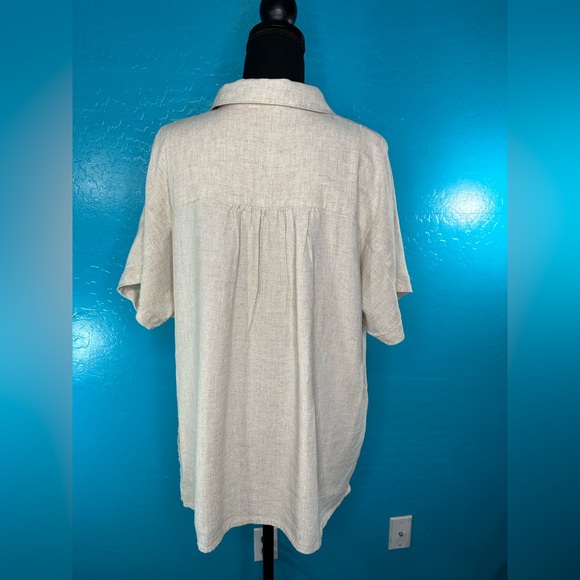 Chicos Women's popover top Short sleeve Beige Sz 2/L side buttons - Picture 3 of 11